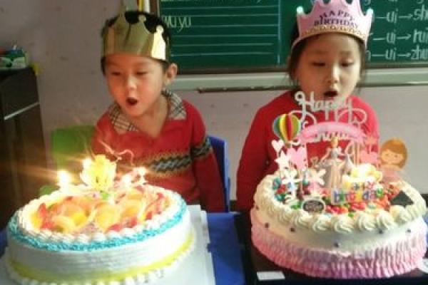 1993年农历7月14出生的女孩 1993年农历7月十四 1993年农历7月14出生的女孩 1993年农历7月十四