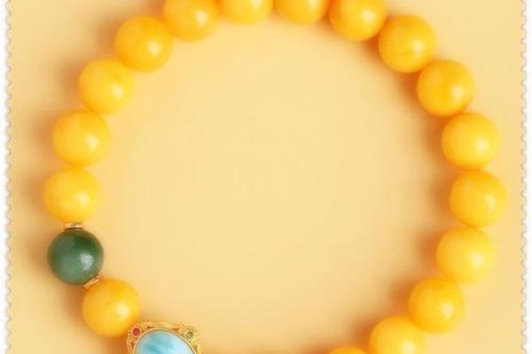 蜜蜡手串属相搭配指南哪些生肖戴最招财，不看后悔