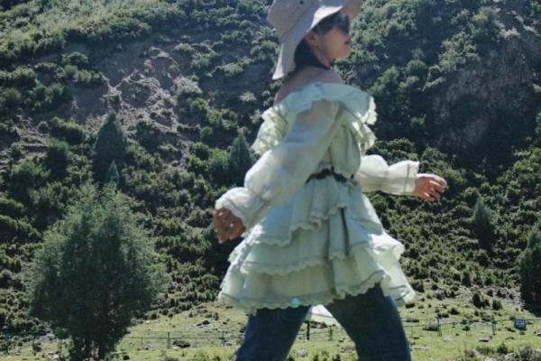 1977年8月19日阴历是多少 77年8月19日是什么星座