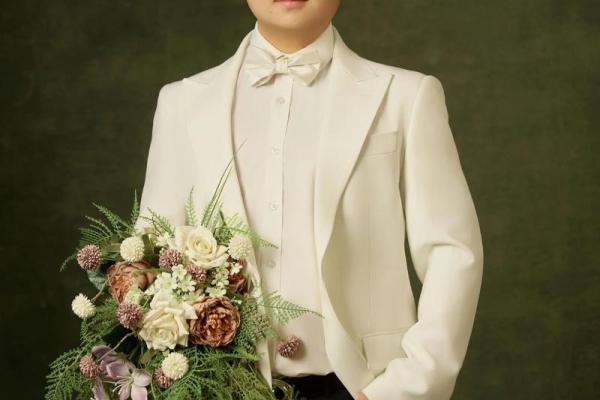 1993年7月12日阴历是多少 1993年7月12日阳历是多少