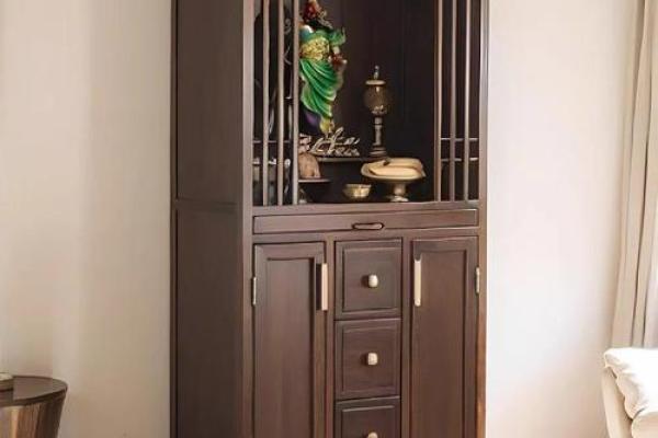 2025年搬佛龛吉日(佛龛搬家有何讲完)