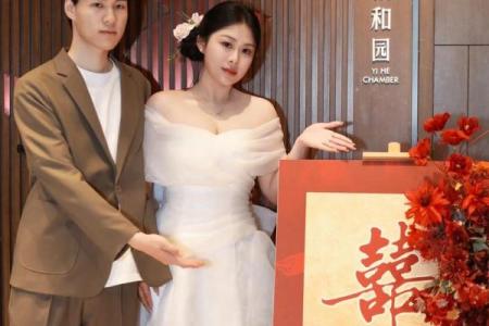 2025年农历正月初六订婚好吗(2025年正月初五订婚好不好)