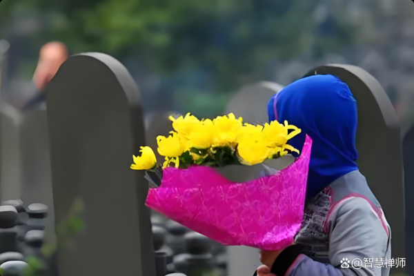 今年哪五个生肖不宜上坟扫墓？需要注意什么禁忌？