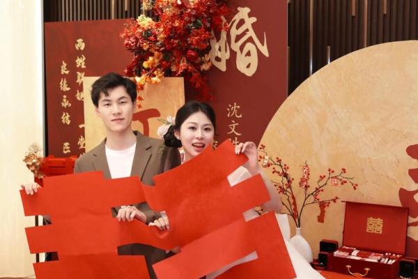 想选个良辰吉日订婚，请问2025年有哪些好日子适合订婚