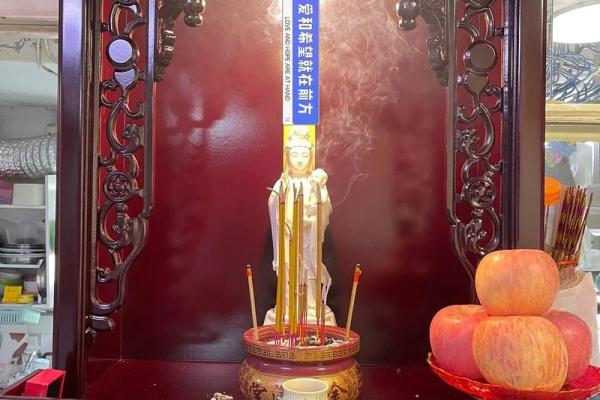 2025年10月最佳开光吉日查询，适合新居入宅和佛像开光的黄道吉日推荐