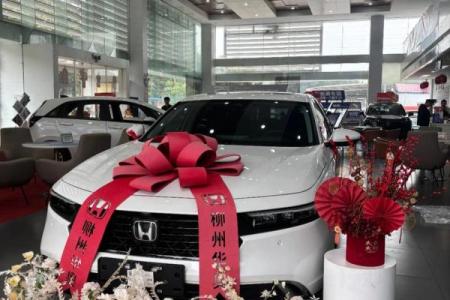 2025年10月免费提车吉日查询，精准测算适合新车上牌的好日子