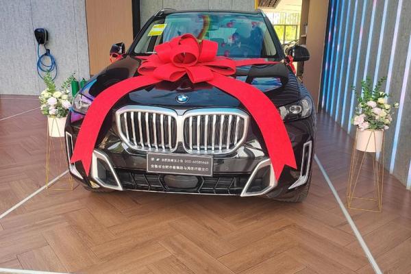 2025年12月份提车吉日一览表查询(2025年12月25号提车)