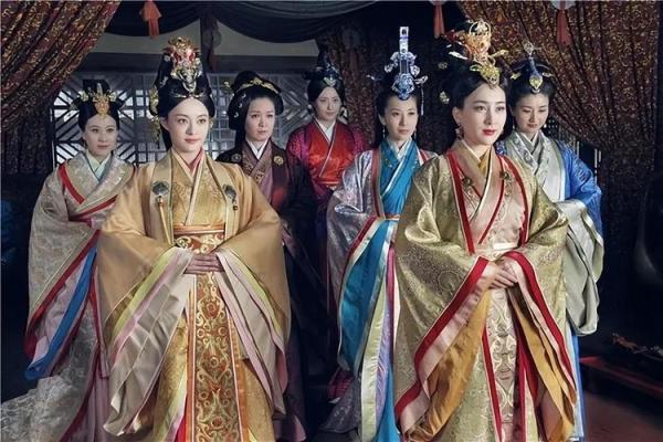 详细解析芈月是秦始皇嬴政的哪位长辈及其家族背景联系