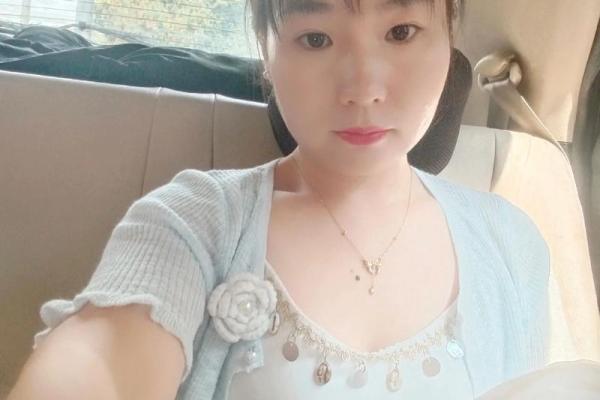 1993年属鸡的人今年虚岁和周岁分别多大了？