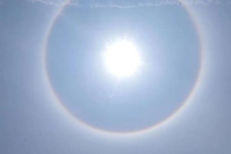 2020年日全食具体在几月几号几点可以看到？