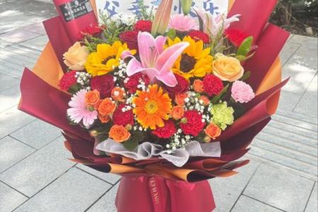 2019年父亲节是几月几号星期几，想安排家庭聚餐庆祝